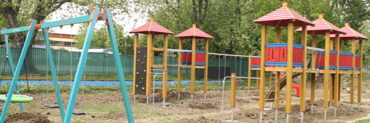 Detské ihrisko a fitness park v meste Trebišov